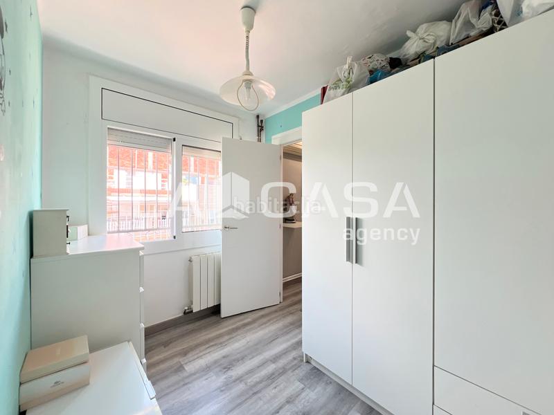 Foto ab6dd4af-c6d5-4a97-992a-7bb8edb5b5f6. Attique avec chauffage dans Roquetes Barcelona