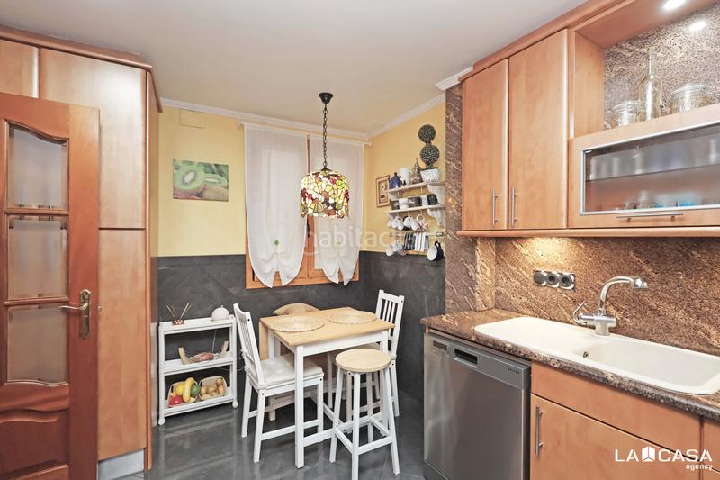 Foto a6155ead-7c4f-4a4c-b28e-95ec05b07943. Appartamento con riscaldamento parcheggio in La Plana Esplugues de Llobregat