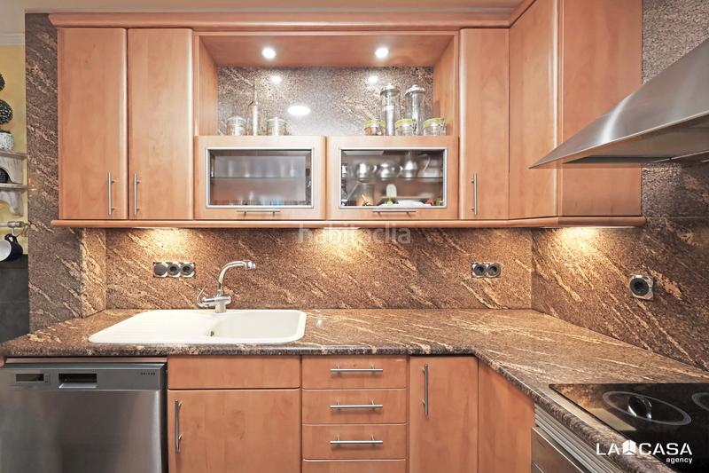 Foto 741cd590-2ba3-4e2b-b0d1-81b739eb5890. Appartement avec chauffage parking dans La Plana Esplugues de Llobregat