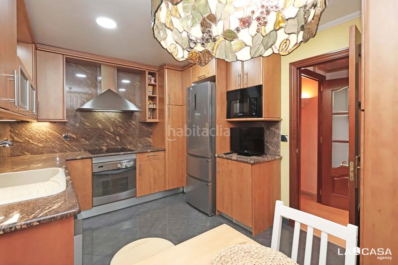 Foto cbbeac9b-a9f8-4513-809f-1aef638d52bb. Etagenwohnung mit heizung parking in La Plana Esplugues de Llobregat