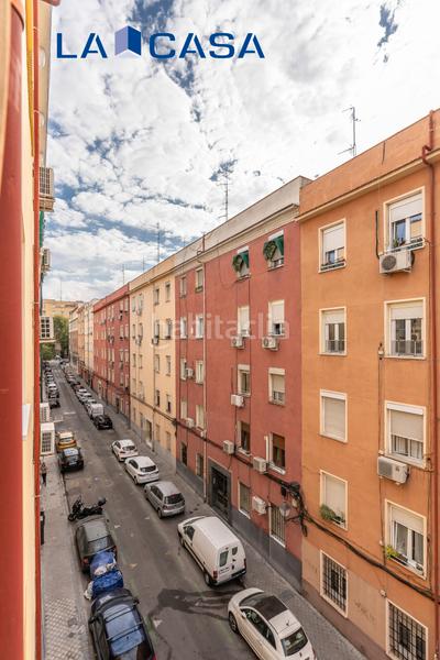 Foto f9be9064-db00-4e8f-a289-1232f7f20ef3. Piso en Chopera Madrid