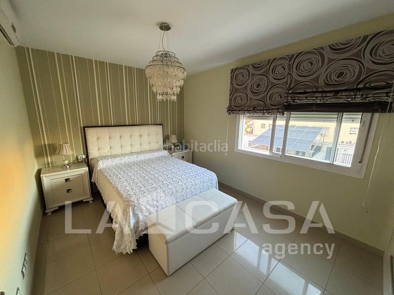 Foto cd410201-2554-4f67-a565-b3f0be19874e. Duplex avec parking piscine dans Centro Alcalá de Guadaira