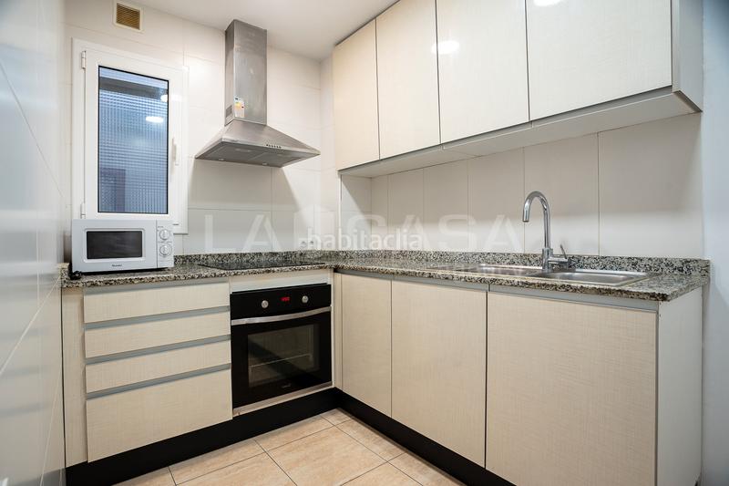 Foto 0d1579b0-2915-430c-bf6d-d70230f88f95. Etagenwohnung in Provençals del Poblenou Barcelona