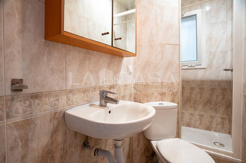 Foto ba6c6d19-217c-4d63-b737-29a9f2db63e6. Etagenwohnung in Provençals del Poblenou Barcelona