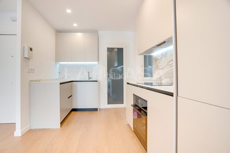 Foto a99eeda5-718f-4ba6-9032-9ba57ee679df. Etagenwohnung in Provençals del Poblenou Barcelona