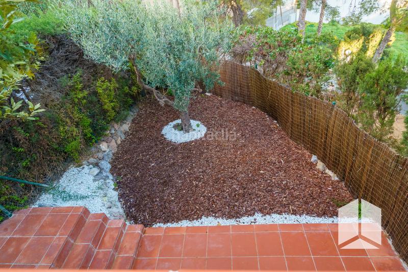 Foto c7b5adf8-e2e7-4101-bd0e-e74a0ee1796b. Semi detached house with parking in El Poal Castelldefels