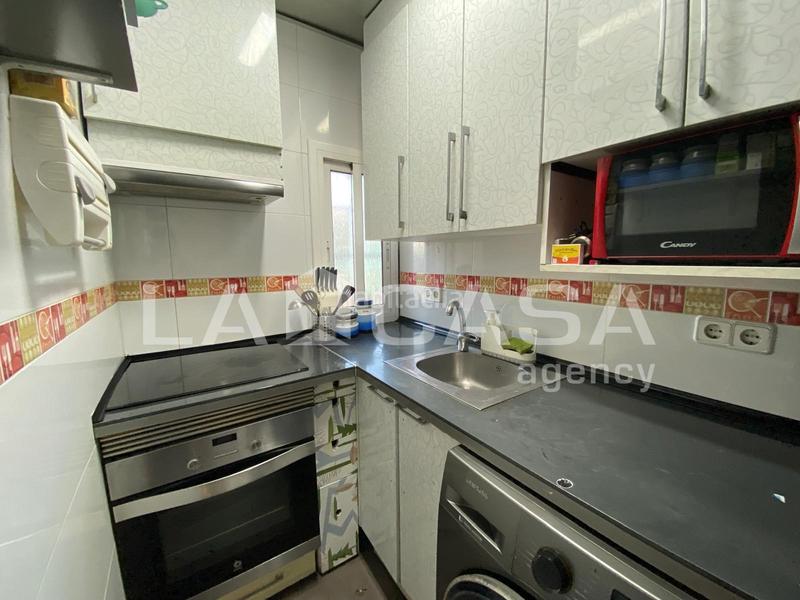 Foto e13cdedf-22e0-44a2-81d4-55553e19e15a. Etagenwohnung in Santa Rosa Santa Coloma de Gramenet