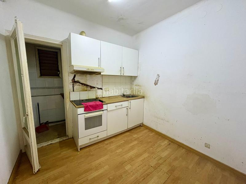 Foto fe014384-e5ee-4155-9a2f-5312314460ea. Pis a Sants Barcelona