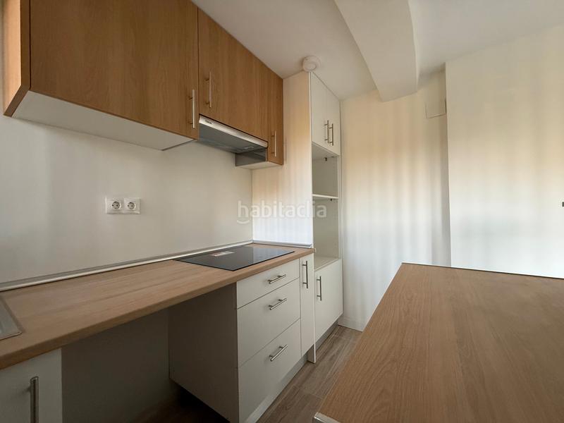 Foto b49c0e72-569d-43e7-b6fb-d351ff611275. Appartamento con riscaldamento in San Isidro Madrid