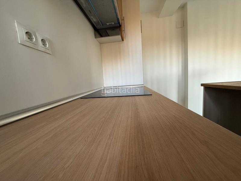 Foto 050bee4c-200e-41f1-8386-3c83c90f868c. Flat with heating in San Isidro Madrid