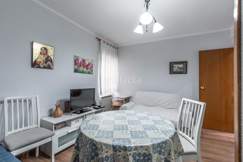 Foto bd9cd753-fbf4-44bd-bf6d-b6b00ceacf3b. Etagenwohnung mit heizung in Vista Alegre Madrid