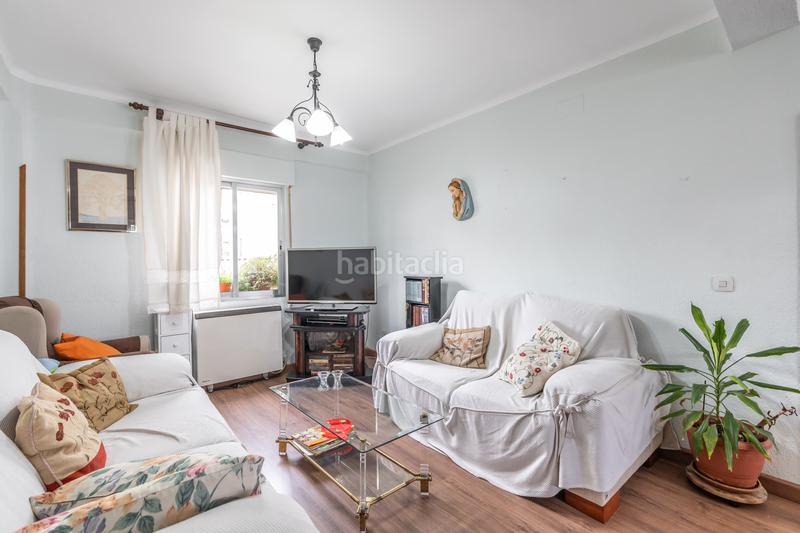 Foto d8cb0ceb-ded5-4122-9594-4ba77e9ebb55. Etagenwohnung mit heizung in Vista Alegre Madrid