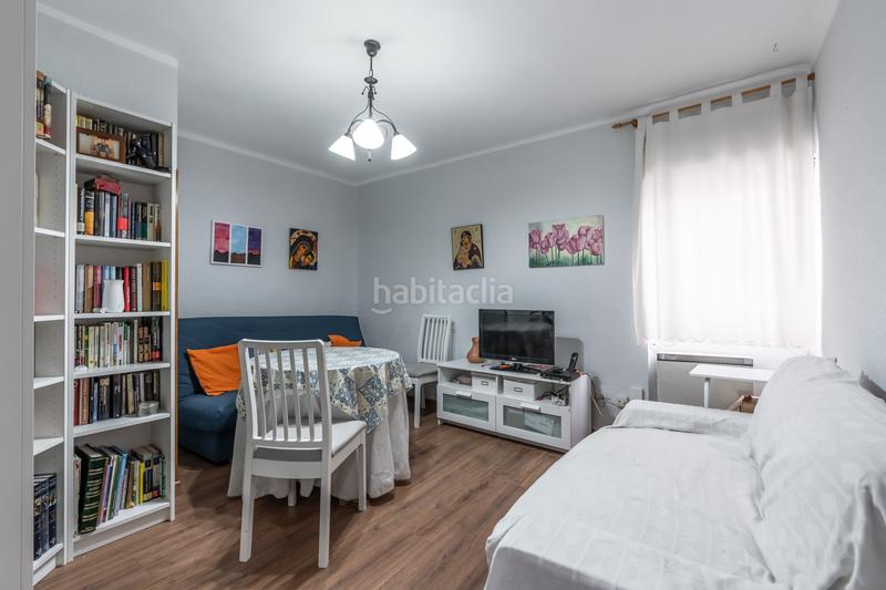 Foto a66cbd63-19a9-4792-8ae6-79ef03414e9c. Piso en Vista Alegre Madrid