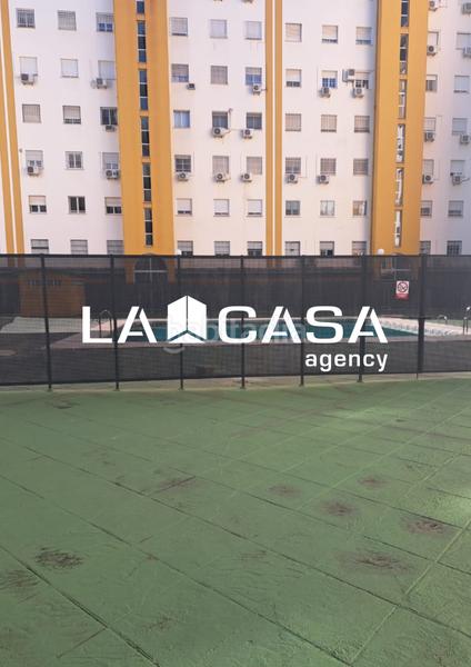 Foto d692f250-0cc1-41d1-b464-013667200245. Flat with parking in Pino Montano - Consolación Sevilla