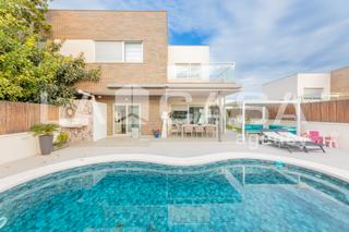 Maison jumelée à Olimar-Carambolo-Atalaya de Levante