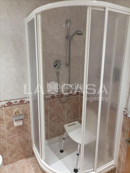 Foto f7c5806a-3192-40ca-ad7b-718c6bb0f865. Piso en Riu Sud Santa Coloma de Gramenet