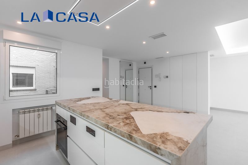 Foto b7a30d1c-cee4-469d-92f3-30141763eedd. Piso en Palos de Moguer Madrid