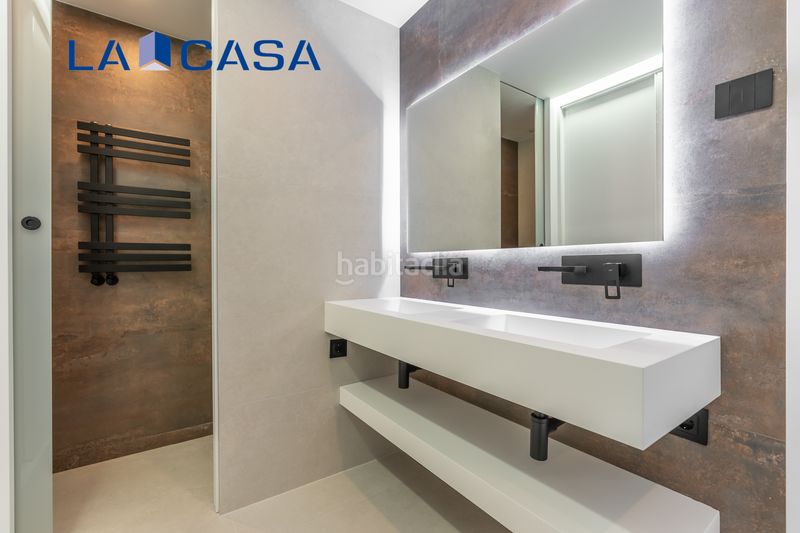 Foto d1a2a53f-8fdd-4a8d-87ff-41d2882a79b9. Piso en Palos de Moguer Madrid