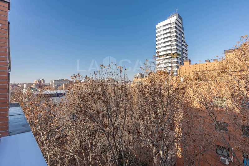 Foto 2c04b61d-e83c-4bb8-a070-8d379d7fa71e. Pis amb calefacció aparcament a Legazpi Madrid