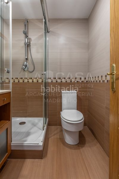 Foto a3cad28c-06b2-49c6-ad1c-31c2298bb4da. Pis amb calefacció aparcament a Legazpi Madrid