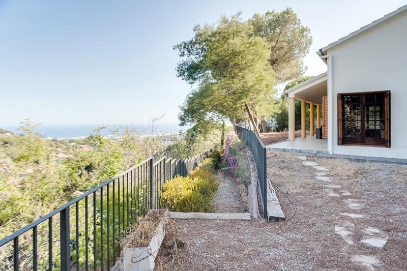 Foto d9ff4607-47b3-4573-94f6-4277aea56365. Chalet en Cabrils