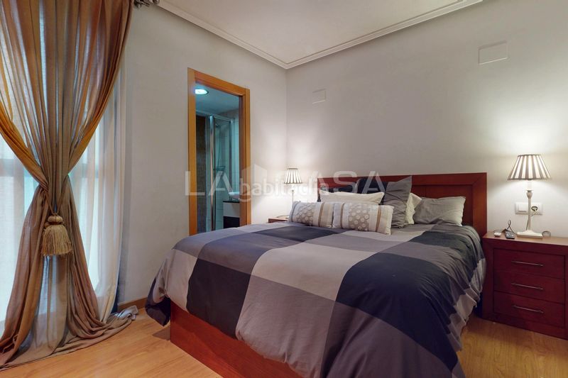 Foto 2e11d30b-68c8-464d-b71d-60321887a0b2. Pis amb calefacció aparcament a Aiora Valencia