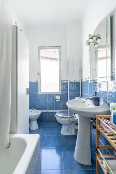 Foto 28df9ccb-bfbf-40cb-8538-97348ca2c8fa. Pis amb calefacció a Acacias Madrid