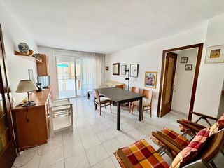 Etagenwohnung in Gava Mar