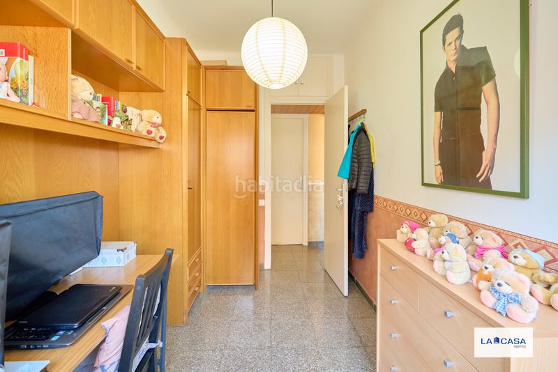 Foto bf0c09bd-6867-46ca-bafc-1a45d67e9c06. Pis amb calefacció a La Bordeta Barcelona
