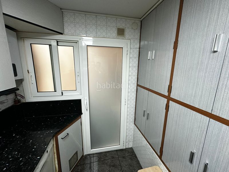 Foto 008005de-d1e6-45aa-9339-76d6fa90d47d. Pis amb aparcament a Sants-Badal Barcelona