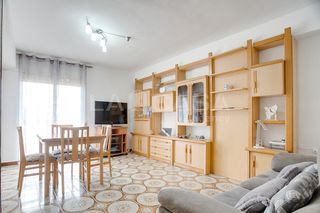 Piso en La Verneda - La Pau