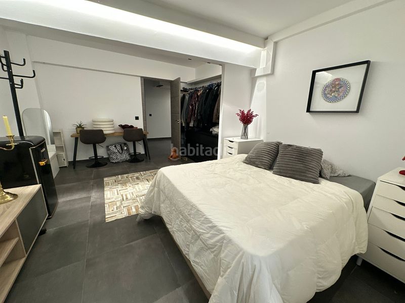 Foto eabbf802-c8f7-48c5-862f-87348692e433. Pis a Sants-Badal Barcelona