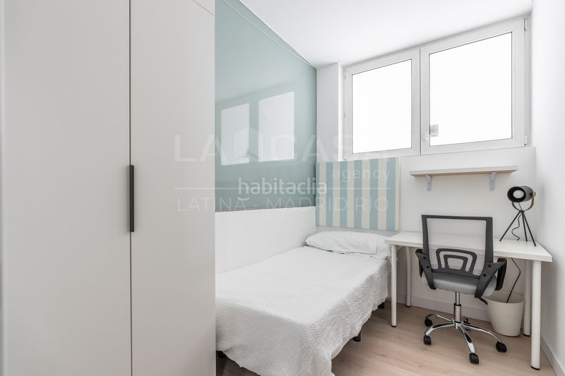 Foto e0f667a9-74b6-4783-a33c-7e8babba7a29. Pis amb calefacció a Argüelles Madrid