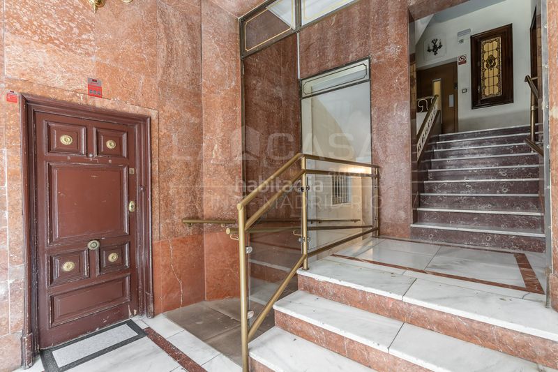 Foto f433e7b2-ee43-49ad-bdfe-cf78aaf81e70. Pis amb calefacció a Argüelles Madrid