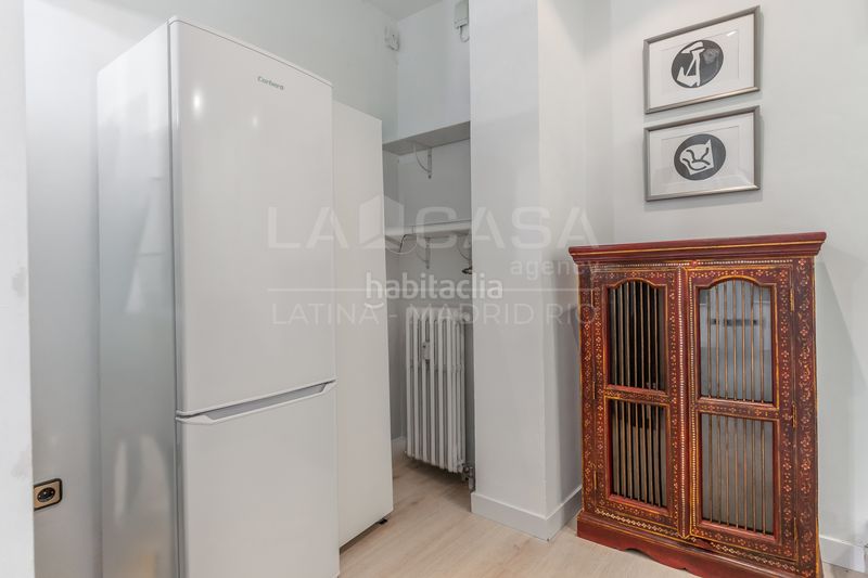 Foto f7382405-a6b3-48bc-a6d9-aa24945996e7. Pis amb calefacció a Argüelles Madrid
