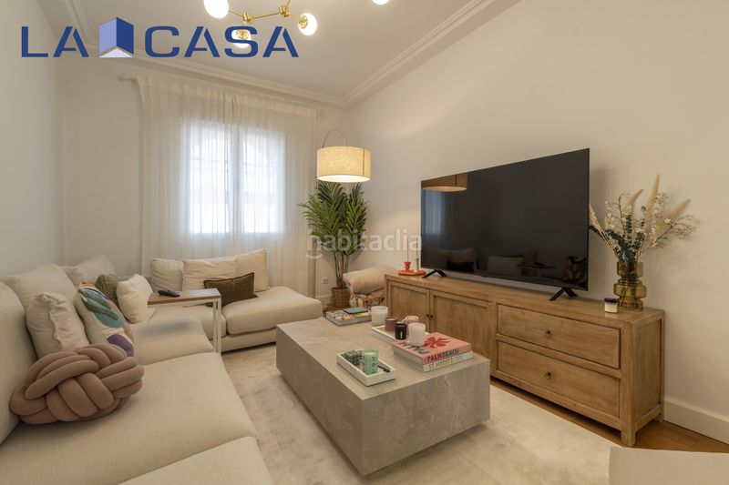 Foto 49d2f18d-7595-4726-8dd4-cb91928406f8. Pis amb aparcament a Almagro Madrid
