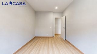 Etagenwohnung in Lutxana - Llano