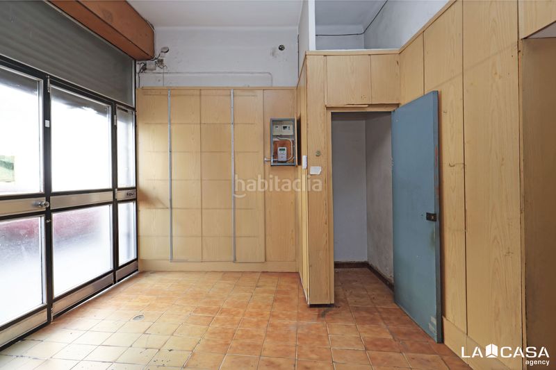 Foto 524a71db-30eb-40c8-9d3c-f730dbbfb756. Local comercial en El Poble Sec - Parc de Montjuïc Barcelona