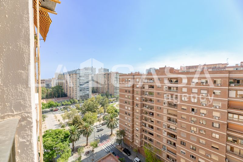 Foto f47b0594-f4a9-44b0-8161-2686da82ec8f. Pis a L´Amistat Valencia
