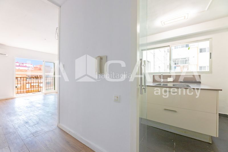 Foto f5b01590-9f78-4095-9d13-36a4ceef35e5. Pis a L´Amistat Valencia