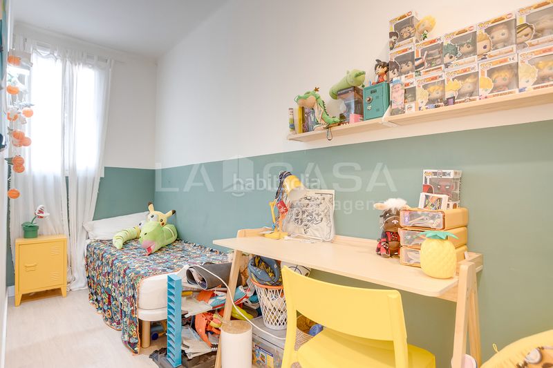 Foto c55d54c9-eab7-4c67-aead-26c4ad243fb6. Pis a Barri de les Corts Barcelona