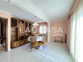 Dachwohnung in Llefià
