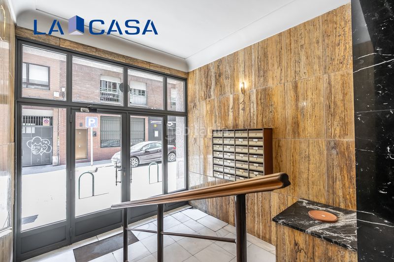 Foto 1e1e5e88-5d23-4d9f-82f1-c7974f3f934d. Pis amb calefacció a Palos de Moguer Madrid