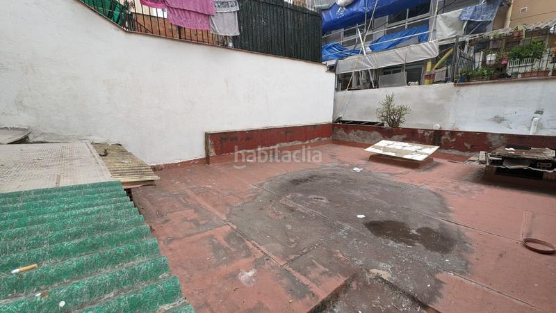 Foto 460d7dcc-bfab-4e6e-b718-3388ac6c2306. Locale commerciale in El Poble Sec - Parc de Montjuïc Barcelona