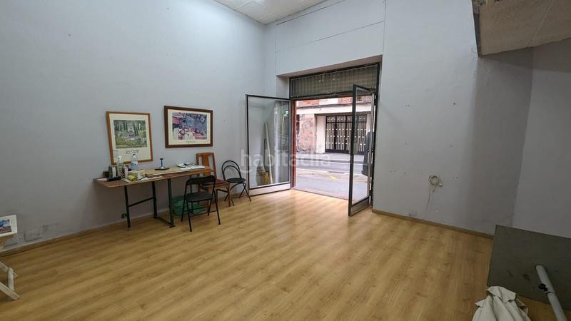 Foto f931a83d-a63c-4f23-a5c3-3820fcdfa01e. Locale commerciale in El Poble Sec - Parc de Montjuïc Barcelona