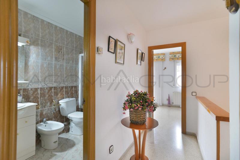 Foto 17b5ffe0-ac2a-433c-a190-afb0075ab1fa. Casa a schiera con riscaldamento parcheggio in Abrera