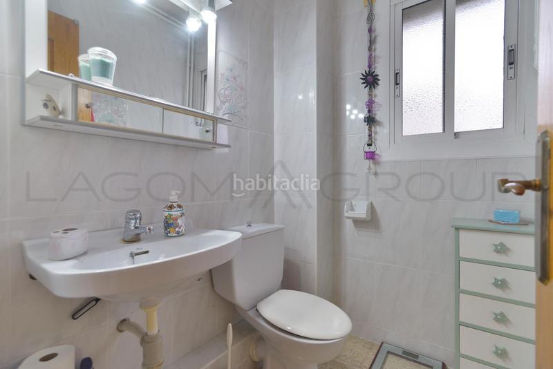 Foto 9aebdf9c-0605-4fe4-aee9-86b26864dfe5. Casa a schiera con riscaldamento parcheggio in Abrera