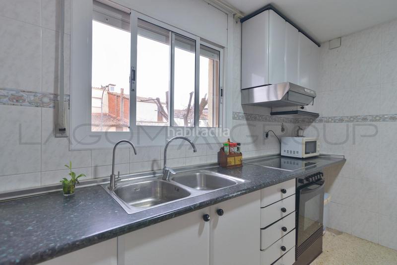 Foto c0eb6f3a-6f31-4448-86cc-14b57bc0a4d8. Casa a schiera con riscaldamento parcheggio in Abrera