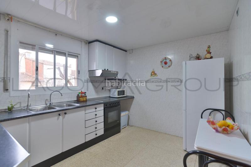 Foto ed6e08e3-1f55-448d-a0ed-02f28c82eead. Casa a schiera con riscaldamento parcheggio in Abrera