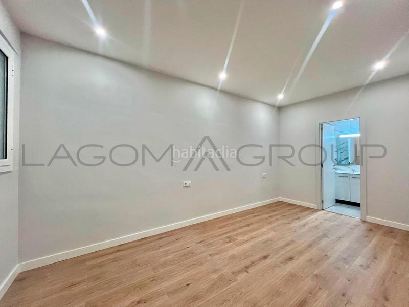 Foto 1d020b2f-5d1e-47ef-bc52-9c9bcb1b87f4. Local comercial en Guinardó Barcelona